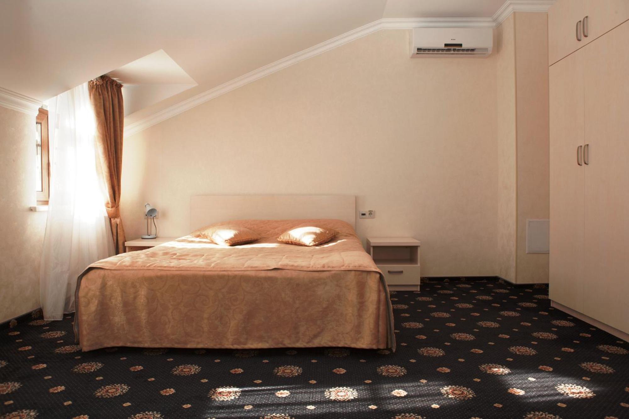 Gonchar Hotel Kyiv Room photo
